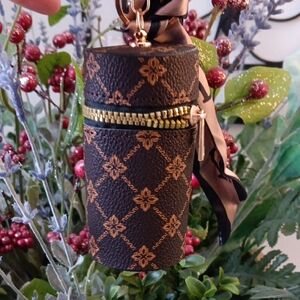 COPY - COPY - Fashionable Mini Bucket Bag- Keychain Pouch